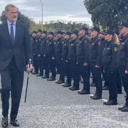 El Rey inaugura la ‘Universidad de la Policía’ en Ávila | España