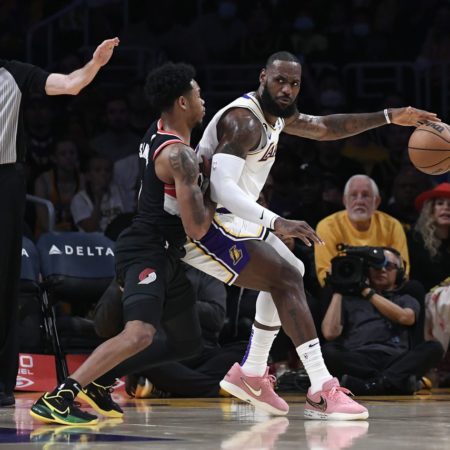 Los Lakers desesperan a LeBron James | Deportes