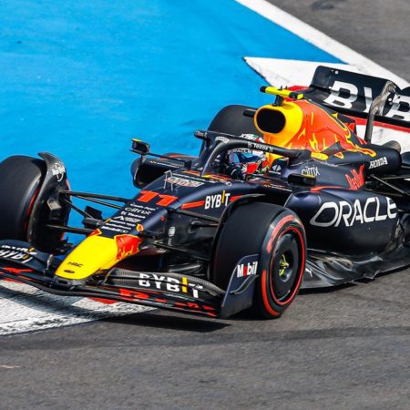 Los Mercedes amargan la clasificación de Checo Pérez en el Gran Premio de México