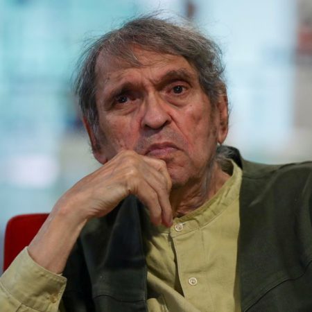 El poeta venezolano Rafael Cadenas gana el Premio Cervantes 2022 | Cultura