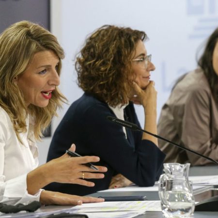 El silencio de Yolanda Díaz deja abierto el debate en Unidas Podemos por la ‘ley del solo sí es sí’ | España