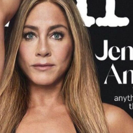 La historia detrás de las eróticas pezoneras con las que Jennifer Aniston rompió internet | Moda