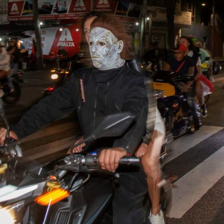 Tres noches de ‘Rodada del terror’ en Ciudad de México: de un evento de motos “100% familiar” a detenciones y choques con la policía
