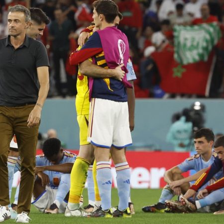 España no sabe qué hacer con la pelota y cae eliminada ante Marruecos | Mundial Qatar 2022