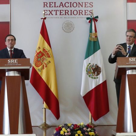 España “rechaza tajantemente” las críticas de López Obrador al Rey y a empresas españolas | España