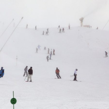 Halladas muertas dos mujeres en un paraje de Sierra Nevada | España