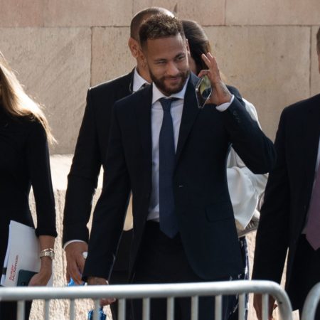 La justicia absuelve a Neymar y al resto de acusados de corrupción en su contrato con el Barcelona | Deportes