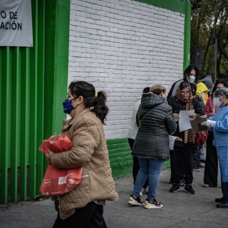 La vacunación con Abdala en México avanza a cuentagotas en medio de dudas sobre su eficacia