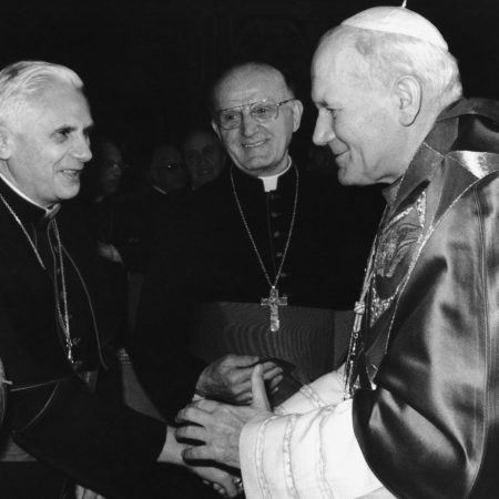 Muere Benedicto XVI: Los secretos que se lleva a la tumba Benedicto XVI | Opinión