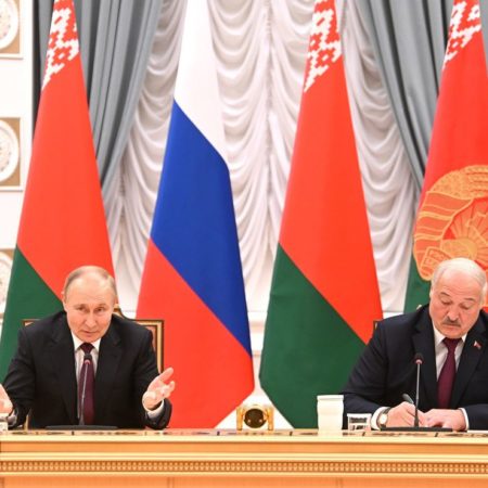 Putin estrecha lazos con Lukashenko en medio de la preocupación por otra ofensiva desde Bielorrusia | Internacional