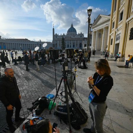 Roma se prepara para despedir a Benedicto XVI | Internacional