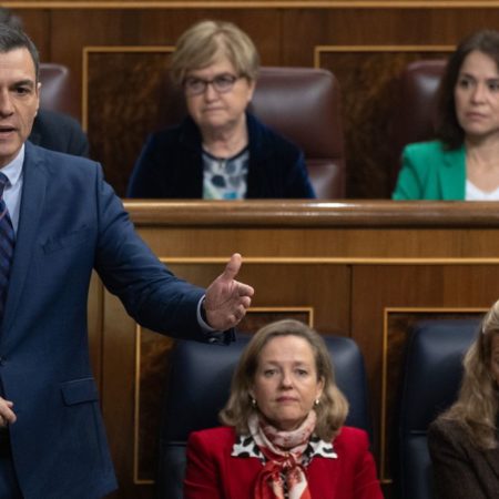 Sesión de Control tras el veto del Constitucional, en directo | El Constitucional se reúne de urgencia para decidir si levanta el veto a la votación en el Senado | España