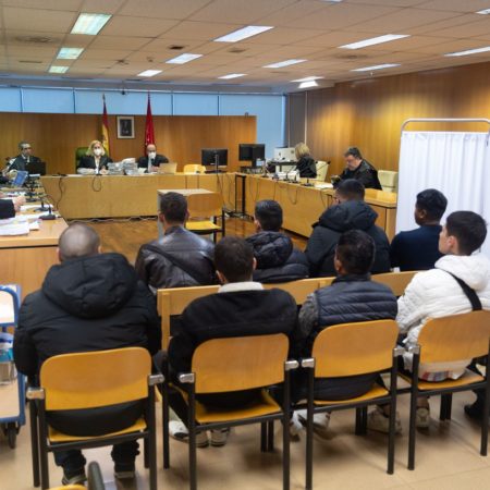 Un pandillero de Trinitarios, condenado a prisión permanente por matar a un rival menor de los Ñetas | España