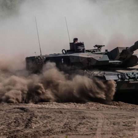 Alemania y Estados Unidos se disponen a enviar tanques pesados a Ucrania | Internacional