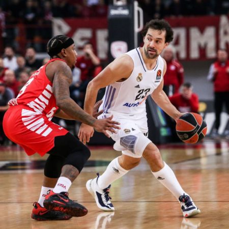 El Madrid se atasca en El Pireo: 73-60 | Deportes