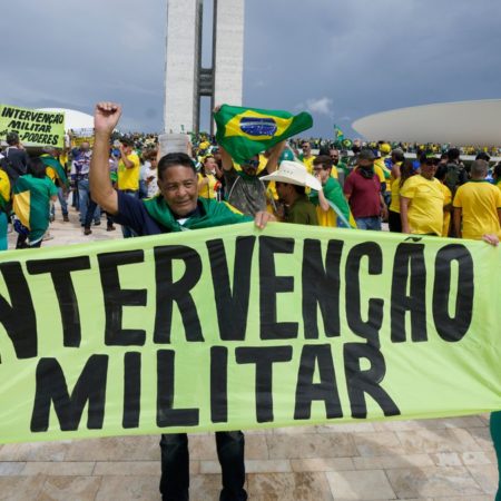 El asalto al Congreso de Brasil por seguidores de Bolsonaro, en vivo | La policía brasileña recupera el control del Congreso, la Presidencia y el Supremo | Internacional