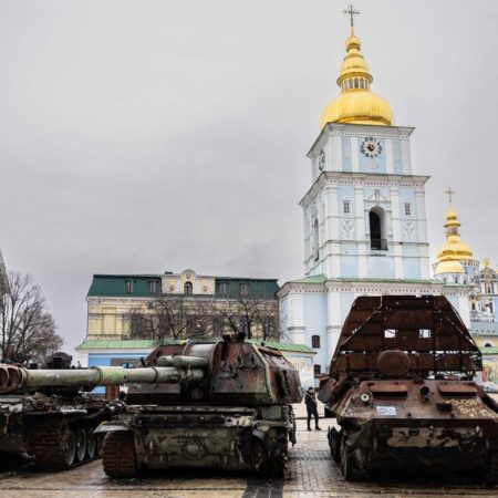Guerra entre Ucrania y Rusia: Últimas noticias en directo | Zelenski asegura que Rusia busca una tregua “para detener los avances” de Ucrania en Donbás | Internacional
