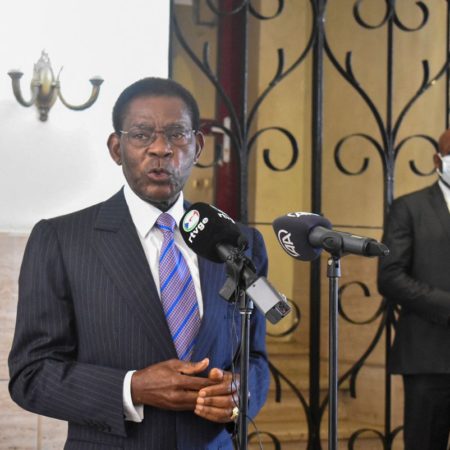 Julio Obama: El Gobierno pide a Guinea Ecuatorial que aclare la muerte del español preso opositor de Obiang | España