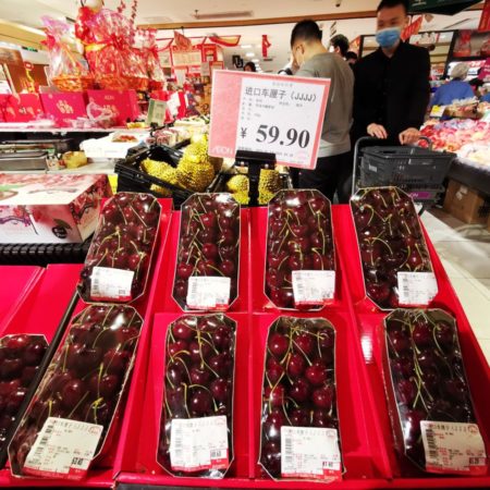La cereza chilena, el lujoso tesoro del Año Nuevo chino