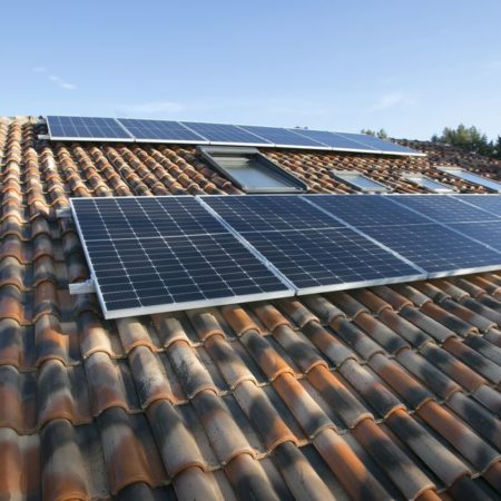 La transición energética no se puede hacer solo con fotovoltaica en los tejados o en suelos urbanos | Clima y Medio Ambiente