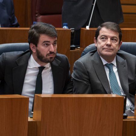 Nueve meses de gestación de crisis entre PP y Vox en Castilla y León | España