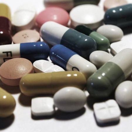 Un estudio sugiere que el uso de antidepresivos genera resistencias a los antibióticos | Salud y bienestar