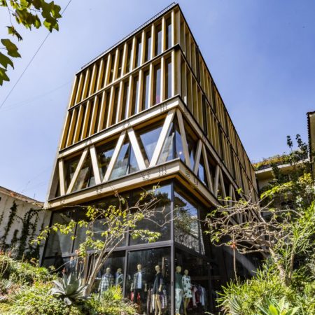 El primer edificio de madera de México está en Polanco y se llama Jardín Anatole