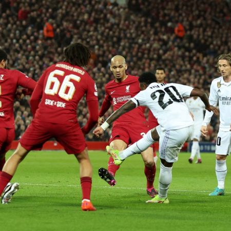 Liverpool – Real Madrid, la Champions League en directo | Vinicius recorta diferencias con un potente disparo | Deportes