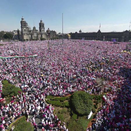 Marcha INE 2023: La protesta de la oposición en defensa del INE, en vivo | El himno de México cierra una breve y multitudinaria protesta contra el ‘plan B’