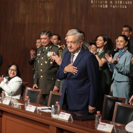 Norma Piña: López Obrador responde al polémico gesto de la presidenta de la Corte: “Me llena de orgullo”