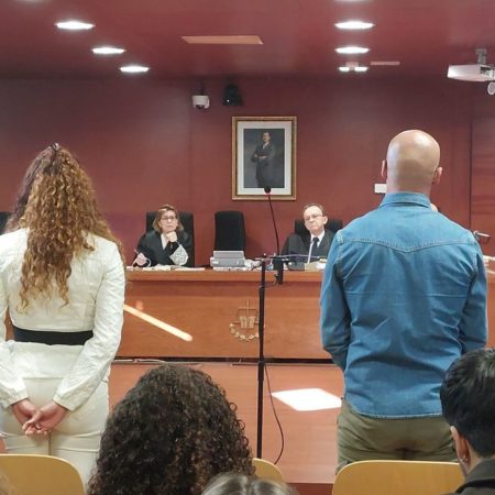 Atrio: Cuatro años de cárcel para los acusados del robo de vinos de lujo del restaurante Atrio | España