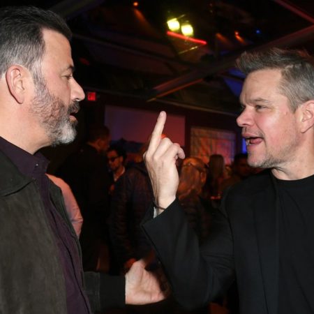 De cómo una falsa rencilla entre Matt Damon y Jimmy Kimmel ha llegado a una peineta en la alfombra roja 18 años después | Gente