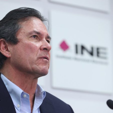 Edmundo Jacobo renuncia como secretario ejecutivo del INE tras semanas de tensiones con el Gobierno