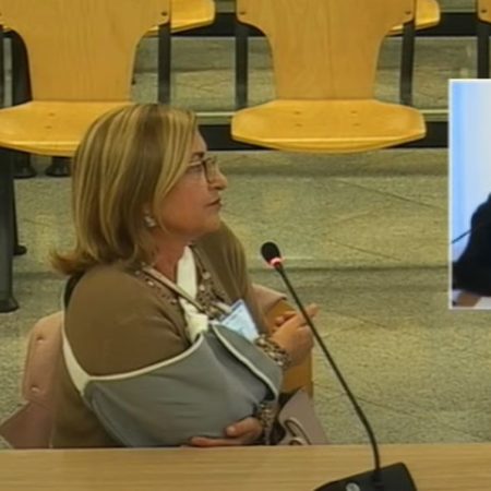 Juicio a Camps: Una trabajadora de la Generalitat Valenciana afirma que El Bigotes “entraba y salía” de los despachos de los altos cargos | España