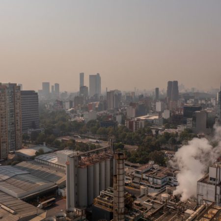 Las partículas contaminantes ahogan el aire en el valle de México