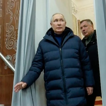 Putin visita Mariupol en su primer viaje a la Ucrania ocupada en la actual invasión | Internacional