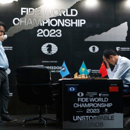 Campeonato del Mundo de Ajedrez: Ding, el primer jugador chino campeón del mundo de ajedrez, tras jugar como un kamikaze en el momento de mayor tensión | Actualidad del Ajedrez
