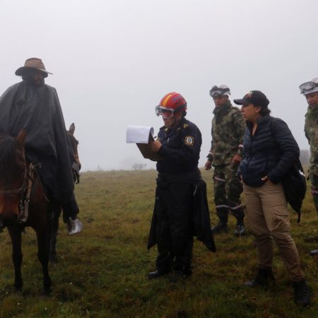 El Gobierno reconoce dificultades en la evacuación por el Nevado del Ruiz: “Los campesinos temen perder lo poco que tienen”