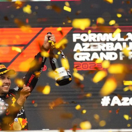 F1: Checo Pérez arrambla con todo en el GP de Azerbaiyán | Fórmula 1 | Deportes