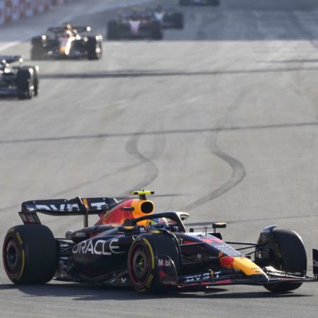 F1: Checo Pérez va a su aire en el GP de Azerbaiyán | Fórmula 1 | Deportes