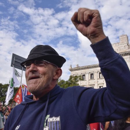 Uruguay aprueba una reforma jubilatoria que eleva la edad de retiro de los 60 a los 65 años | Internacional