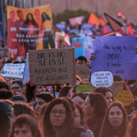 El Tribunal Constitucional cierra hoy el debate sobre el aborto con el aval a la ley de plazos vigente | España