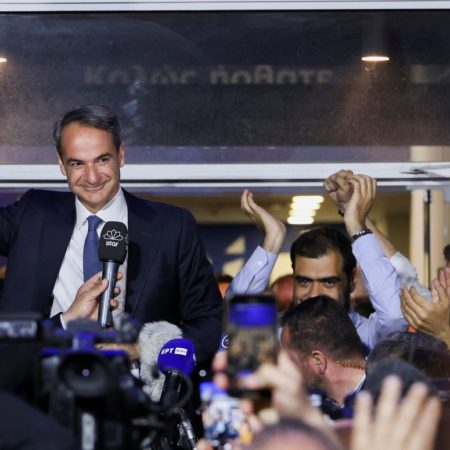 El conservador Mitsotakis gana las elecciones griegas, pero no podrá gobernar en solitario | Internacional