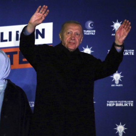 Elecciones: Turquía se prepara para una segunda vuelta entre Erdogan y Kiliçdaroglu tras no superar ninguno el 50% de votos | Internacional