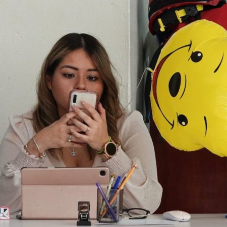 Este día de las madres no más planchas ni perfumes: las mamás mexicanas quieren tecnología
