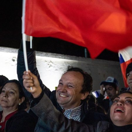 Giro derechista en Chile: Boric retrocede y la extrema derecha se vuelve la primera fuerza política