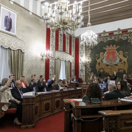 Una jueza de Alicante investiga a un concejal del PP por fraccionar y adjudicar a dedo cuatro contratos | Comunidad Valenciana | España